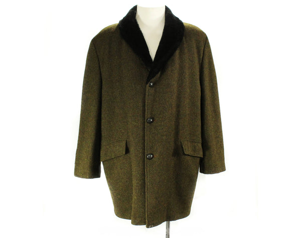 Vintage deals 70s Towncraft Faux Fur Lined Houndstooth Heavy Winter Coat Size 46L