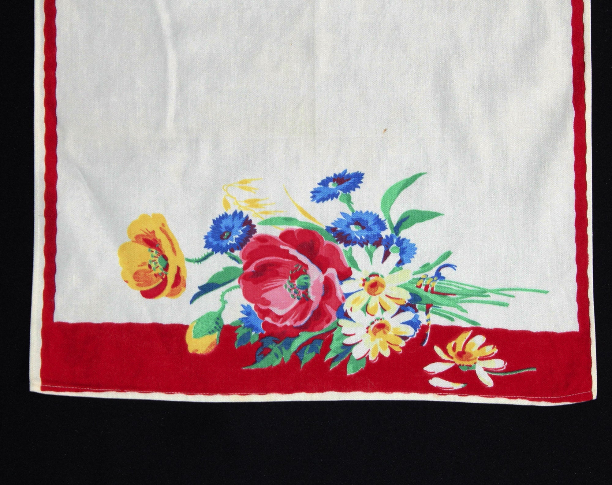 Vintage Floral Embroidery Kitchen Towel