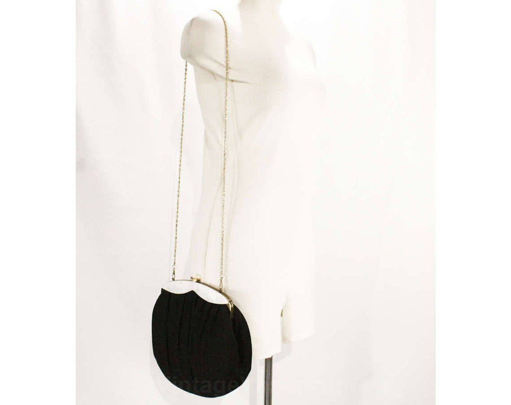White Detachable Chain Shoulder Bag