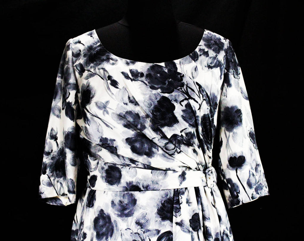 Size 12 Italian Silk 1950s Dress - Black Gray & White Floral Silk