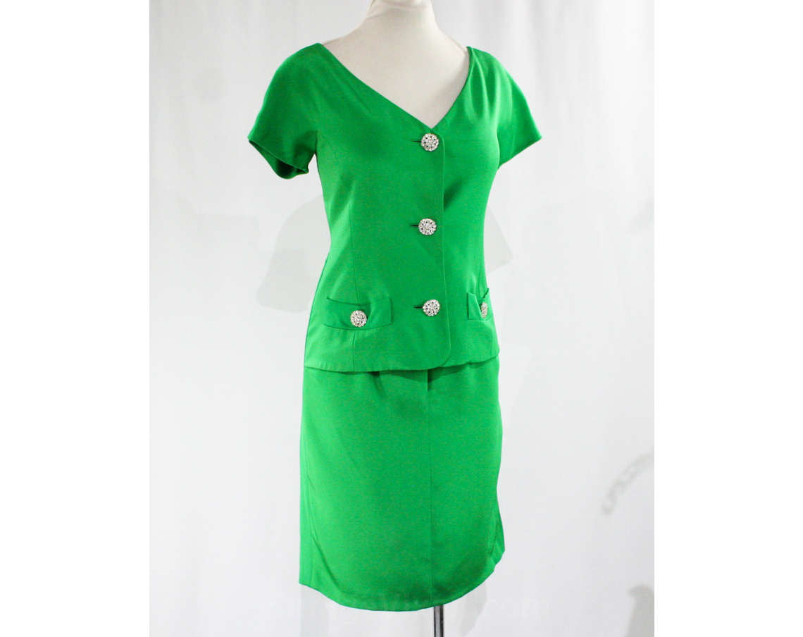 Kelly green clearance sheath dress